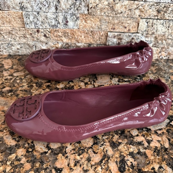 TORY BURCH Minnie Travel Ballet in Vintage eggplant, - Picture 3 of 7